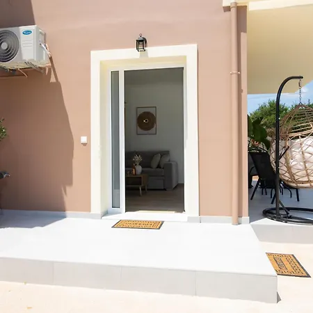 Venetis Family House