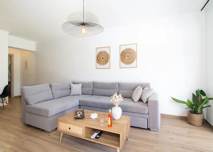 Venetis Family House